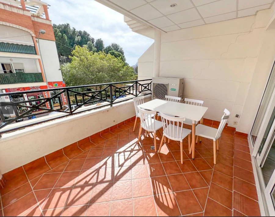 Se vende Apartamento Planta Media de 3 dormitorios en Costa Blanca, Alicante, España