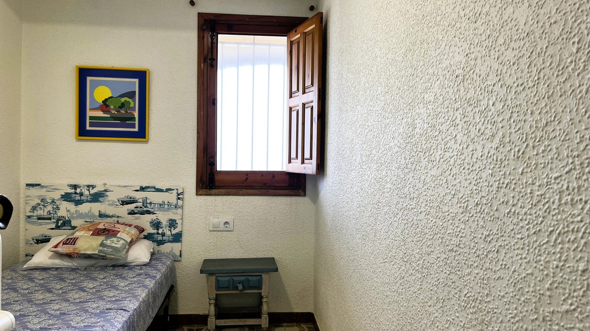 6 Bed Townhouse for sale in Denia Costa Blanca, Alicante, Spain