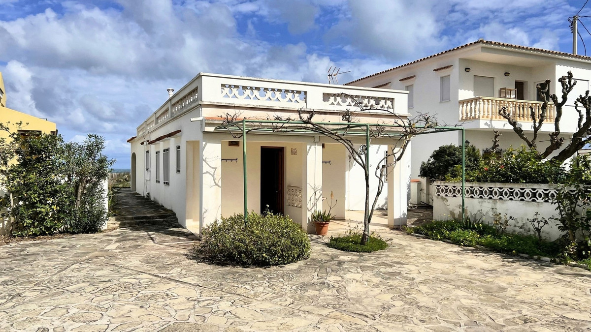 6 Bed Townhouse for sale in Denia Costa Blanca, Alicante, Spain