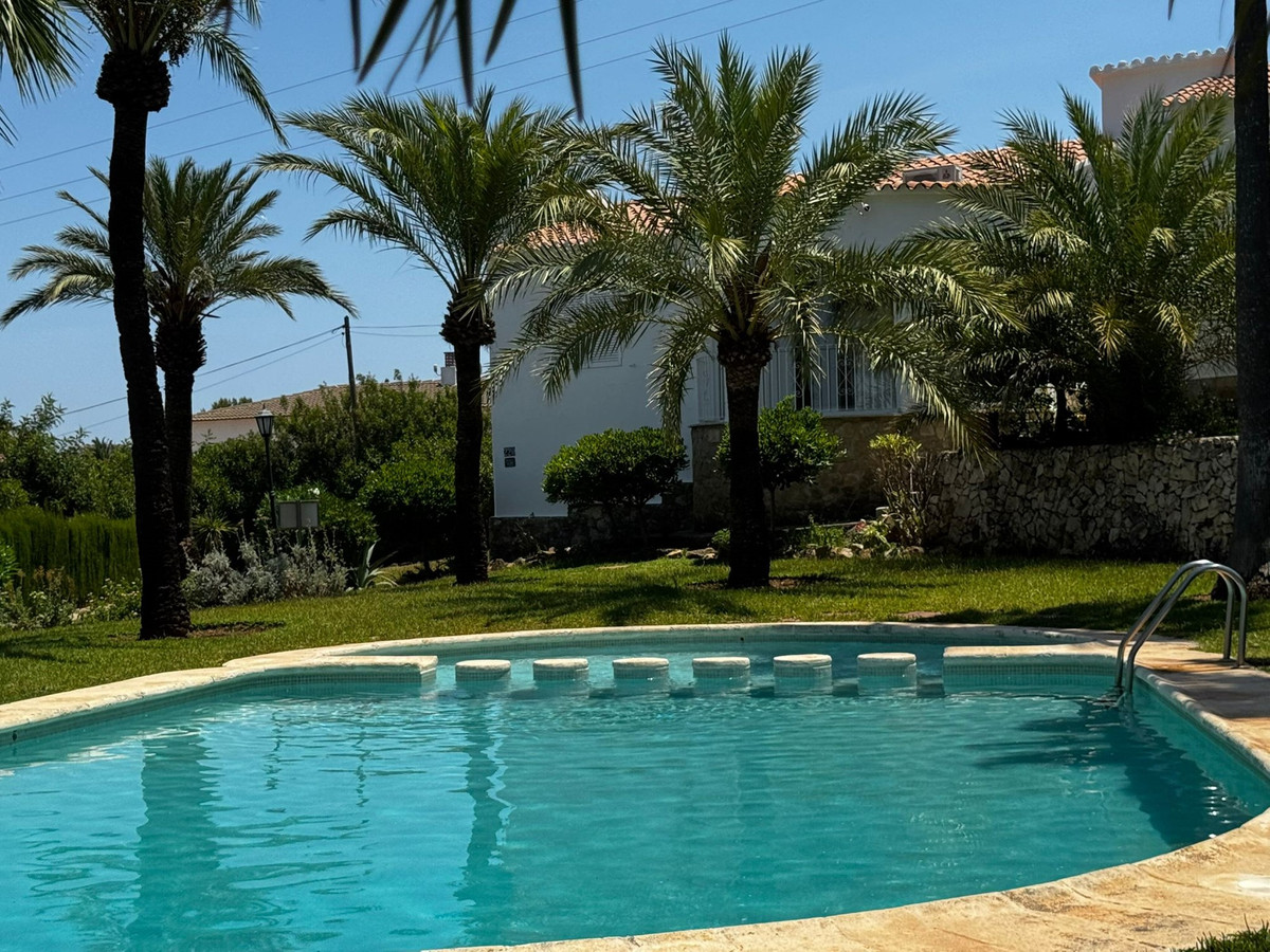 Se vende Adosada de 3 dormitorios en Costa Blanca, Alicante, España