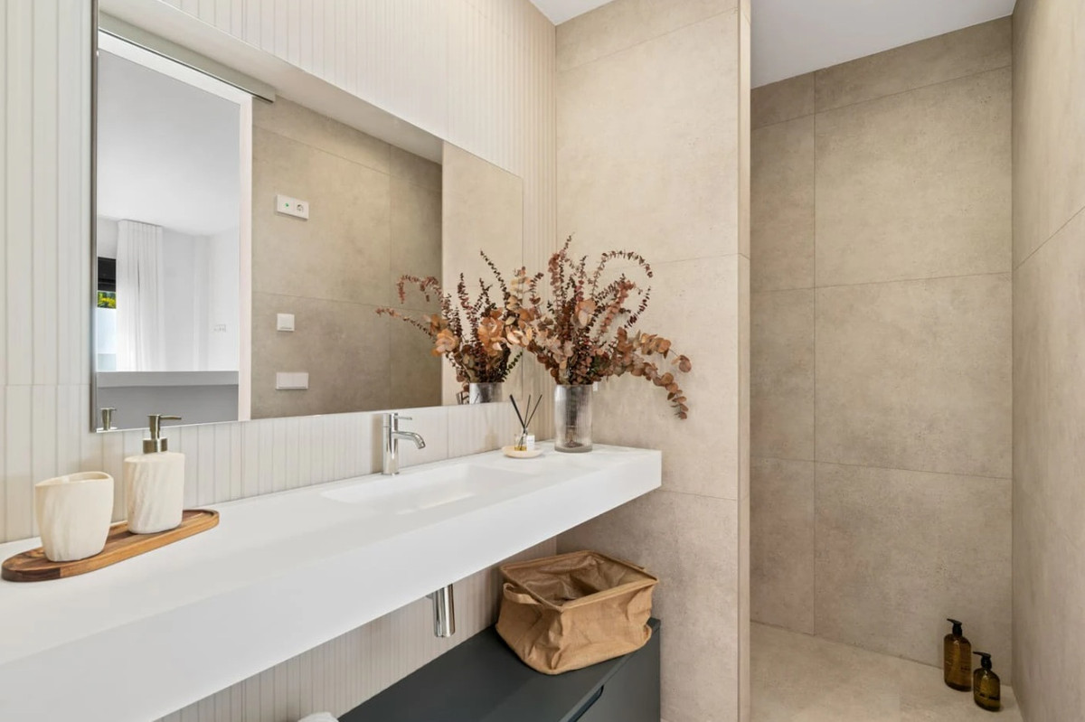 4 Bed Townhouse for sale in Polop Costa Blanca, Alicante, Spain