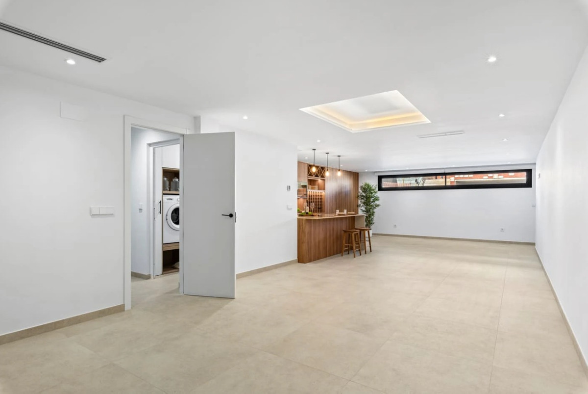 4 Bed Townhouse for sale in Polop Costa Blanca, Alicante, Spain
