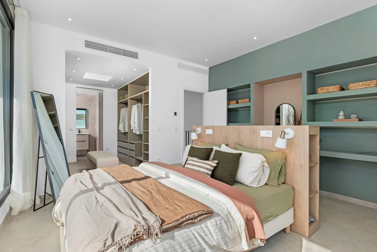 4 Bed Townhouse for sale in Polop Costa Blanca, Alicante, Spain