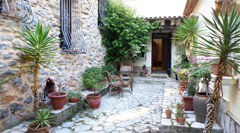4 Bed Townhouse for sale in Pedreguer Costa Blanca, Alicante, Spain