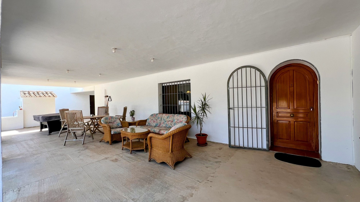 7 Bed Townhouse for sale in La Xara Costa Blanca, Alicante, Spain