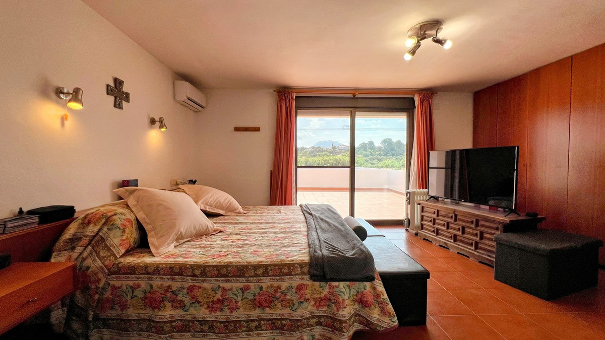 7 Bed Townhouse for sale in La Xara Costa Blanca, Alicante, Spain