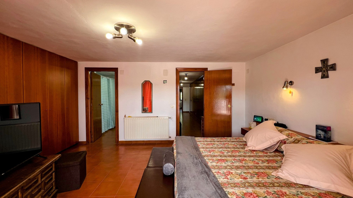 7 Bed Townhouse for sale in La Xara Costa Blanca, Alicante, Spain