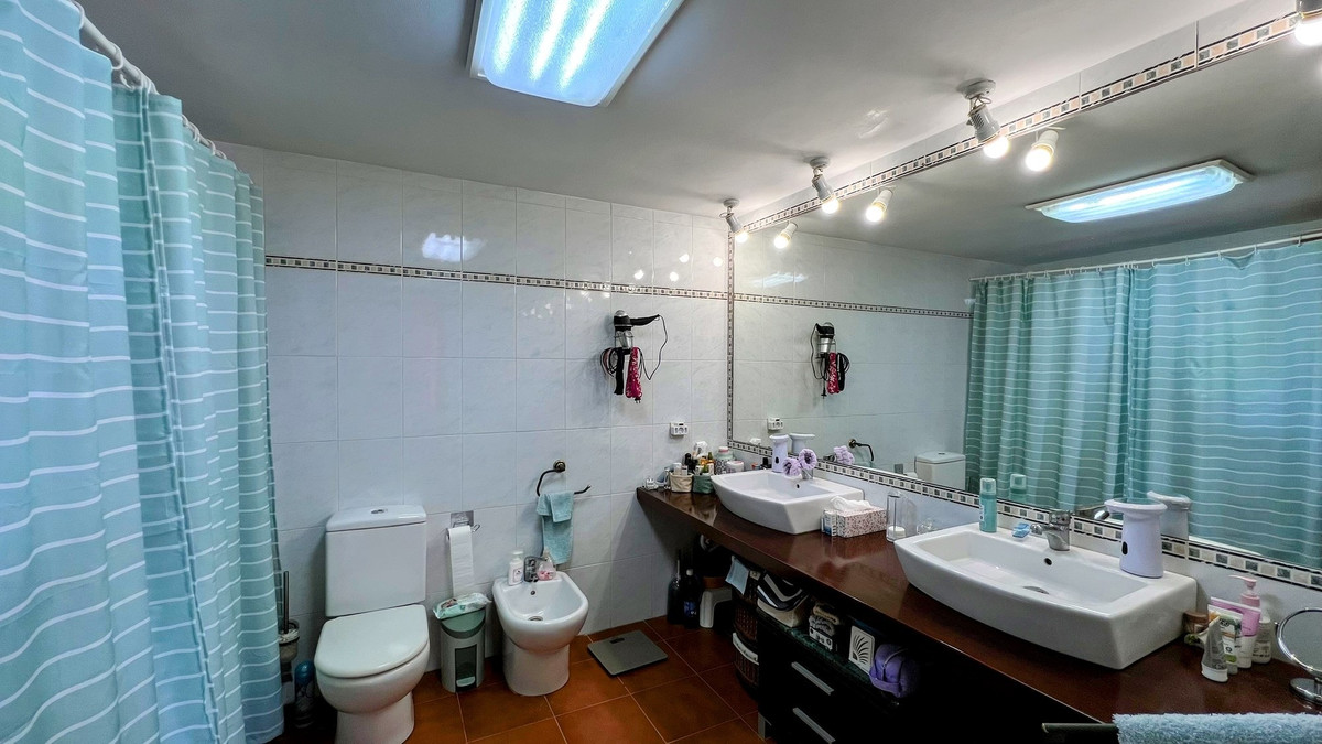 7 Bed Townhouse for sale in La Xara Costa Blanca, Alicante, Spain