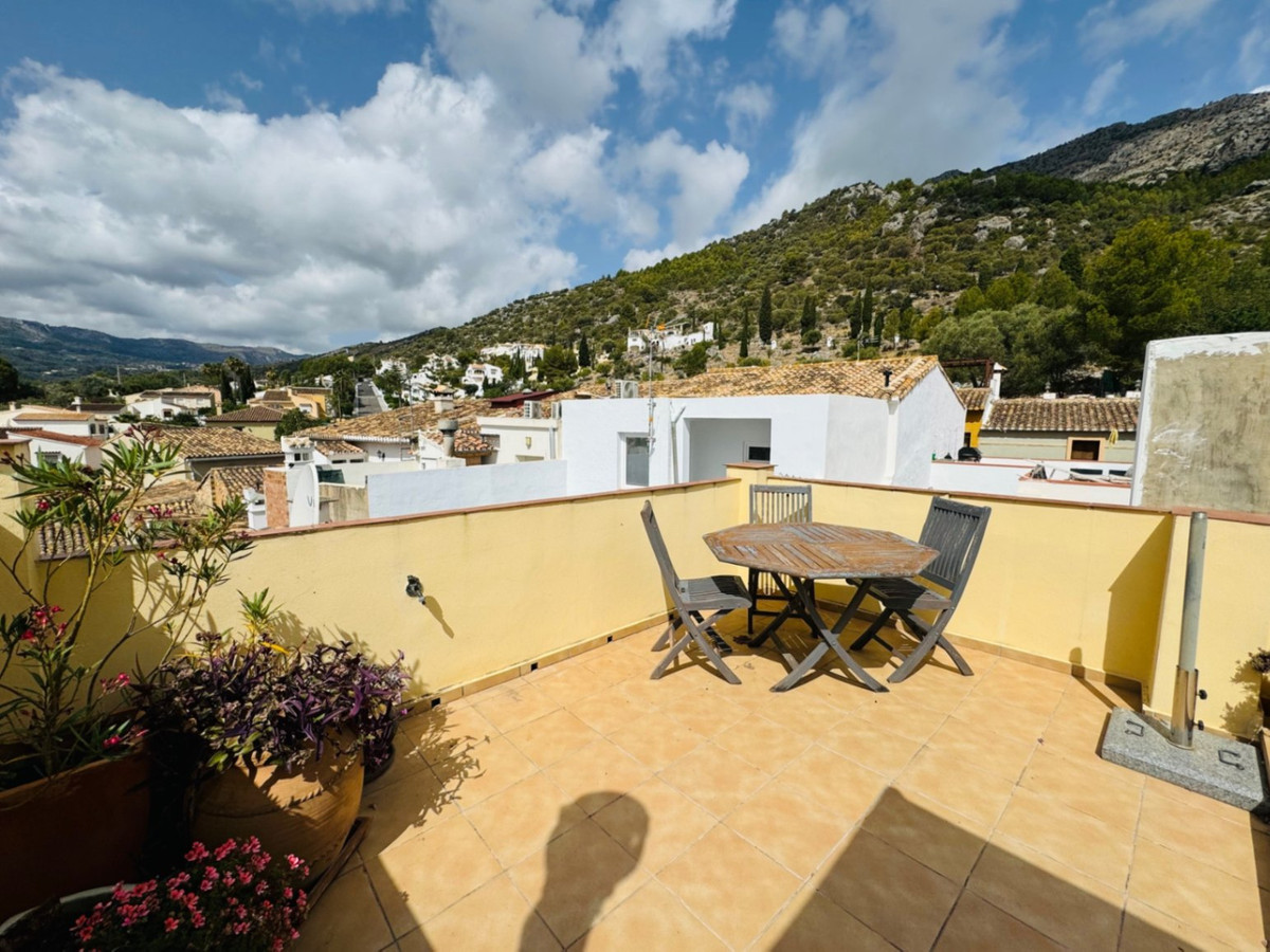4 Bed Townhouse for sale in Tormos Costa Blanca, Alicante, Spain