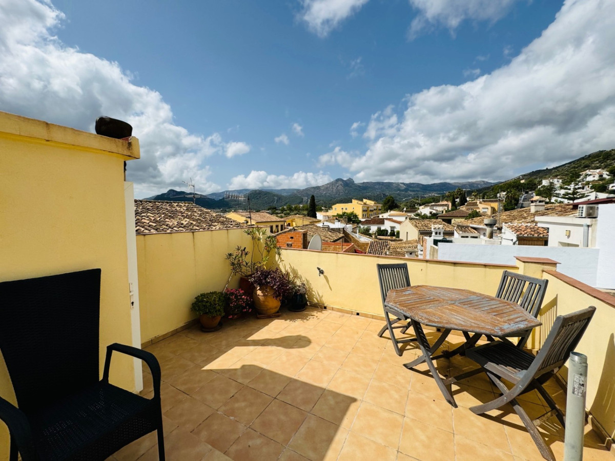 4 Bed Townhouse for sale in Tormos Costa Blanca, Alicante, Spain