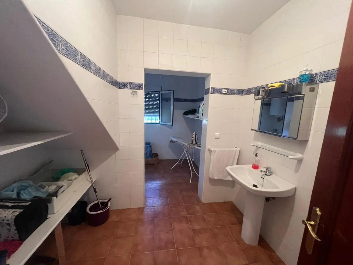 4 Bed Townhouse for sale in Beniarbeig Costa Blanca, Alicante, Spain