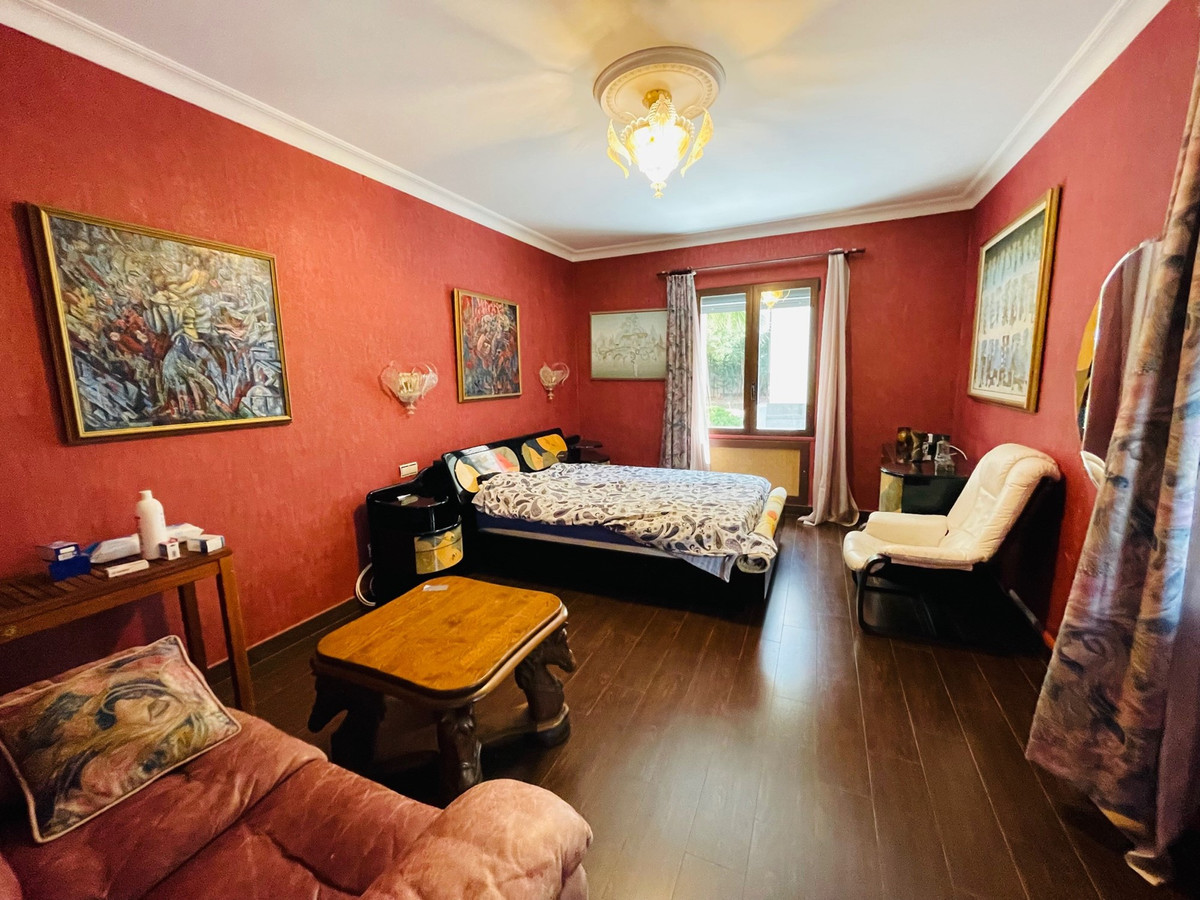7 Bed Townhouse for sale in Denia Costa Blanca, Alicante, Spain