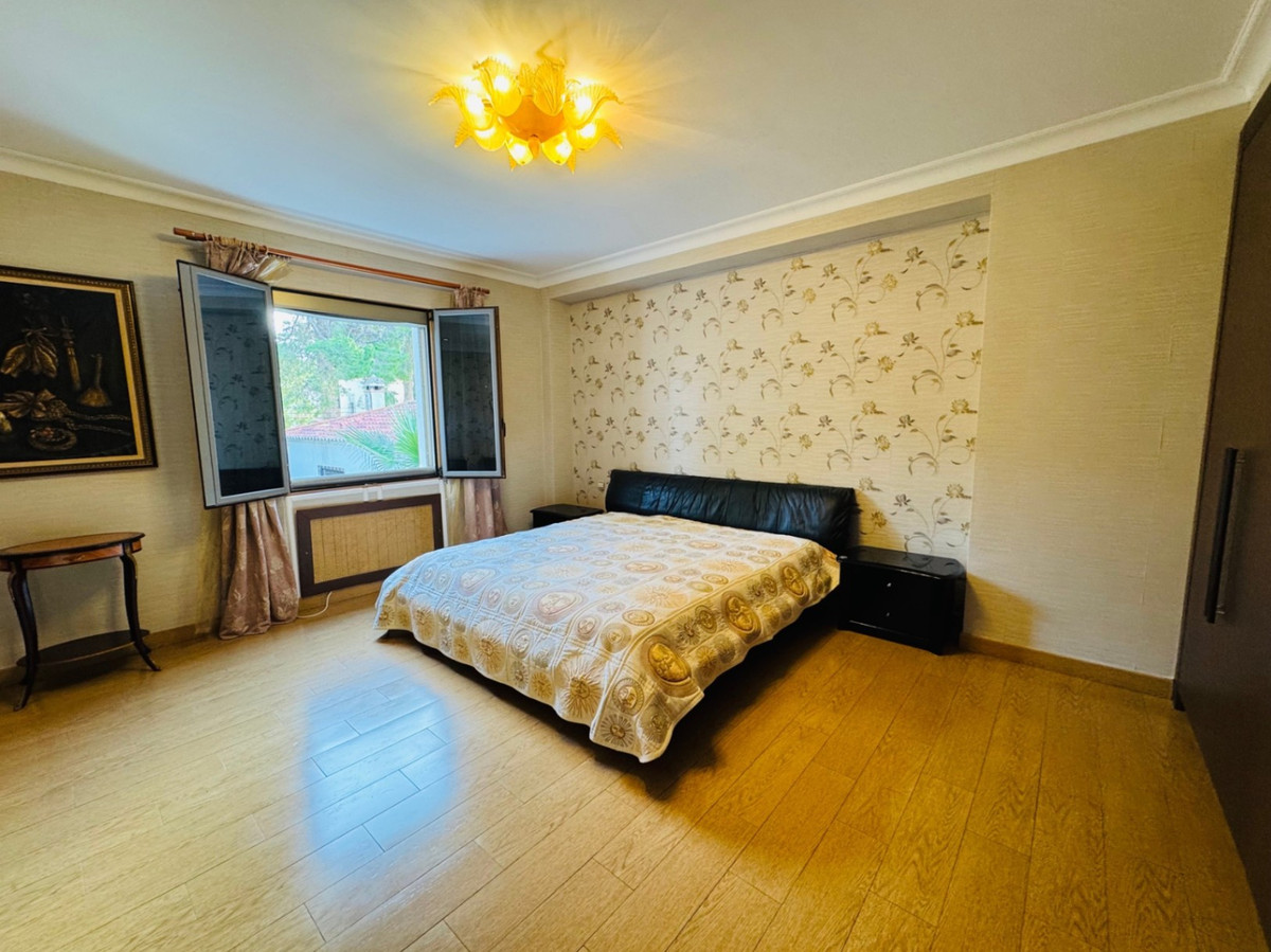 7 Bed Townhouse for sale in Denia Costa Blanca, Alicante, Spain