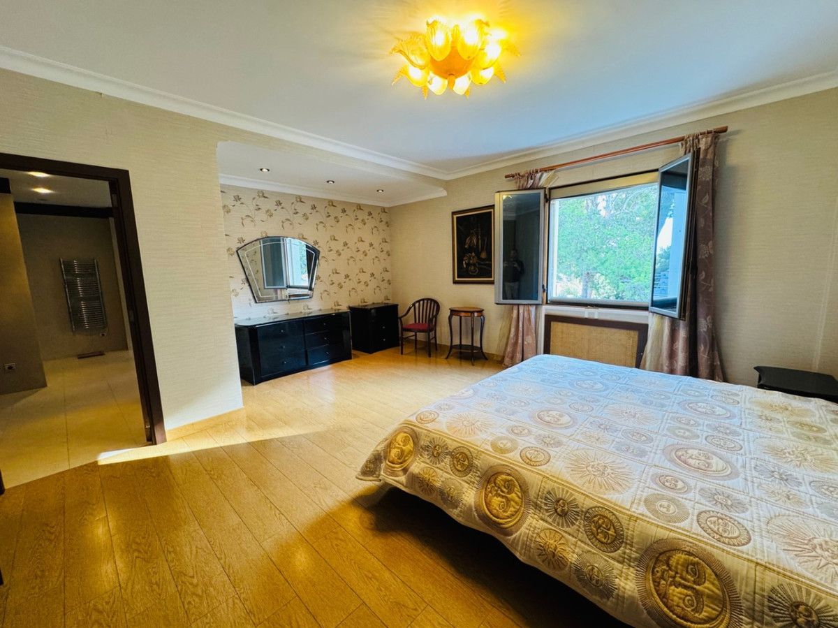 7 Bed Townhouse for sale in Denia Costa Blanca, Alicante, Spain