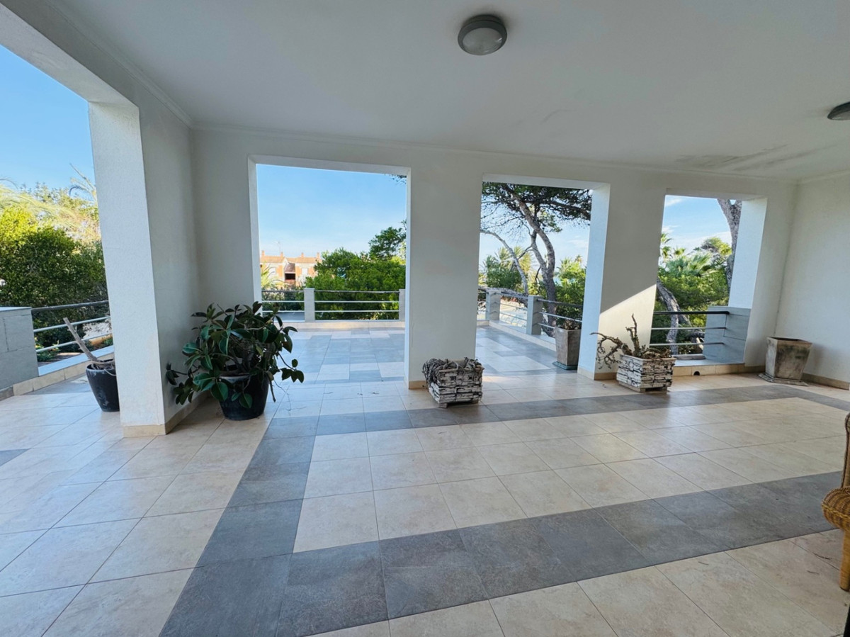 7 Bed Townhouse for sale in Denia Costa Blanca, Alicante, Spain