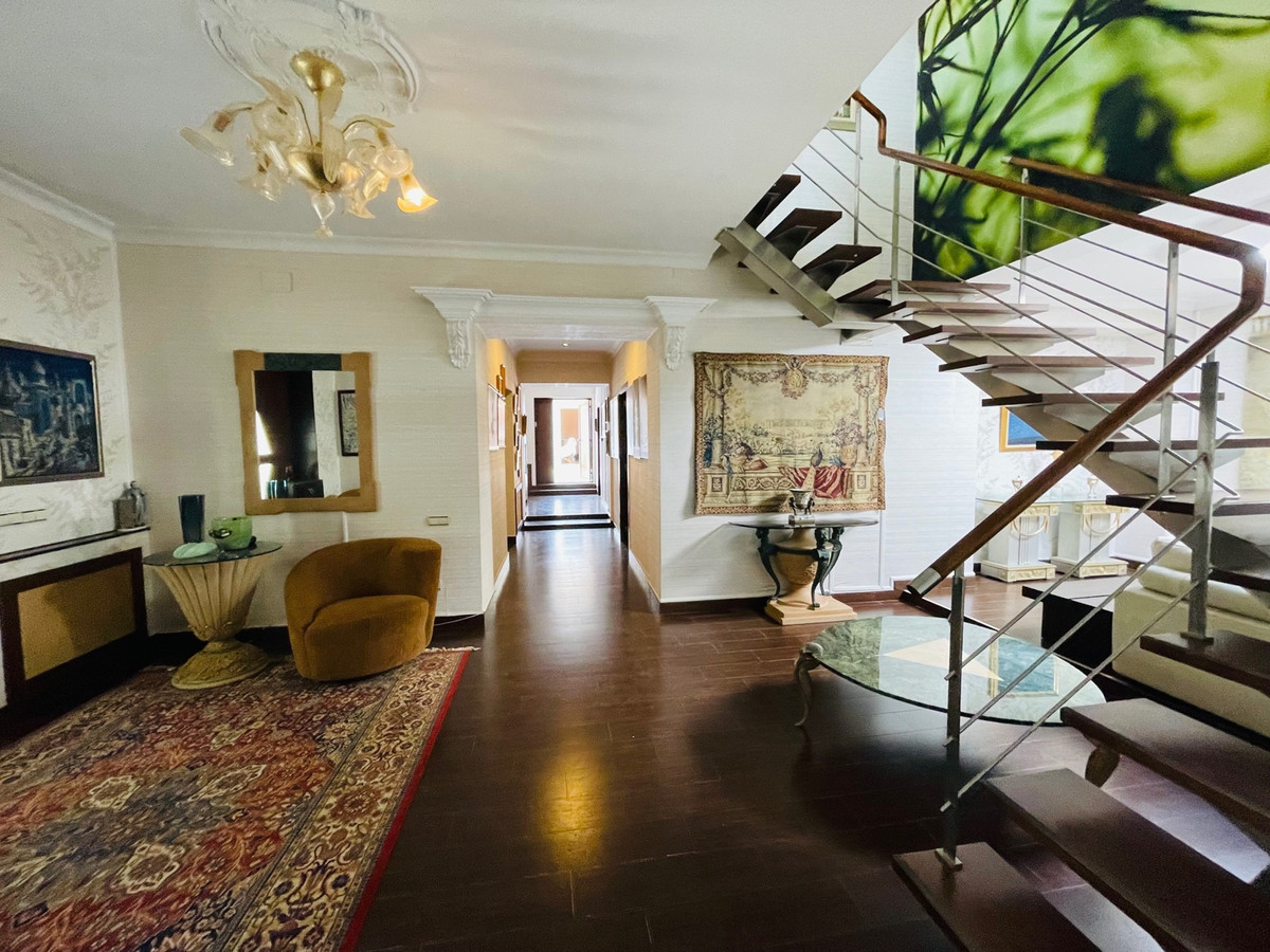 7 Bed Townhouse for sale in Denia Costa Blanca, Alicante, Spain