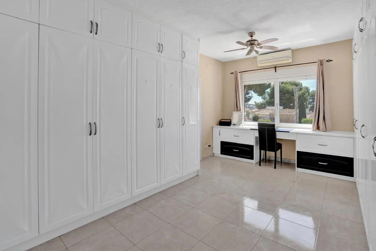 7 Bed Townhouse for sale in Moraira Costa Blanca, Alicante, Spain