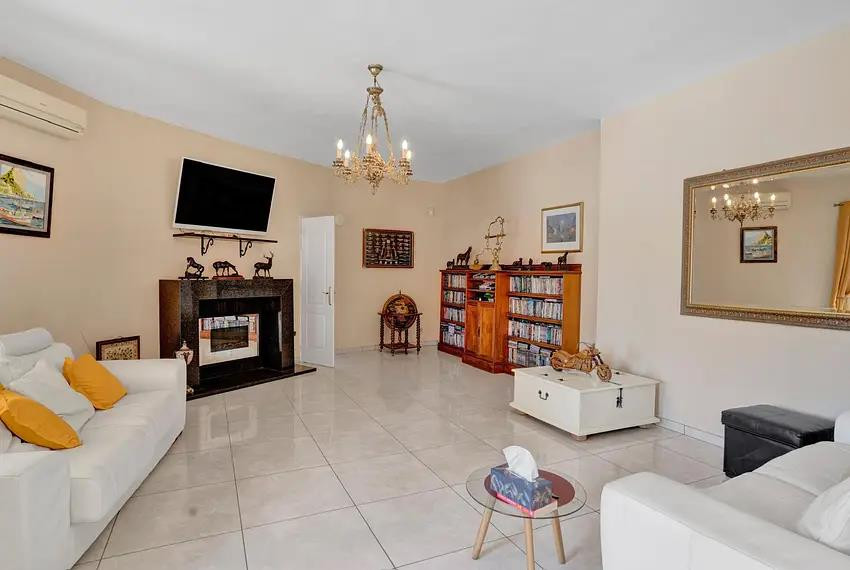 7 Bed Townhouse for sale in Moraira Costa Blanca, Alicante, Spain