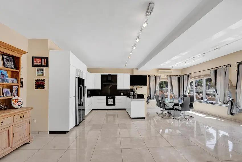 7 Bed Townhouse for sale in Moraira Costa Blanca, Alicante, Spain