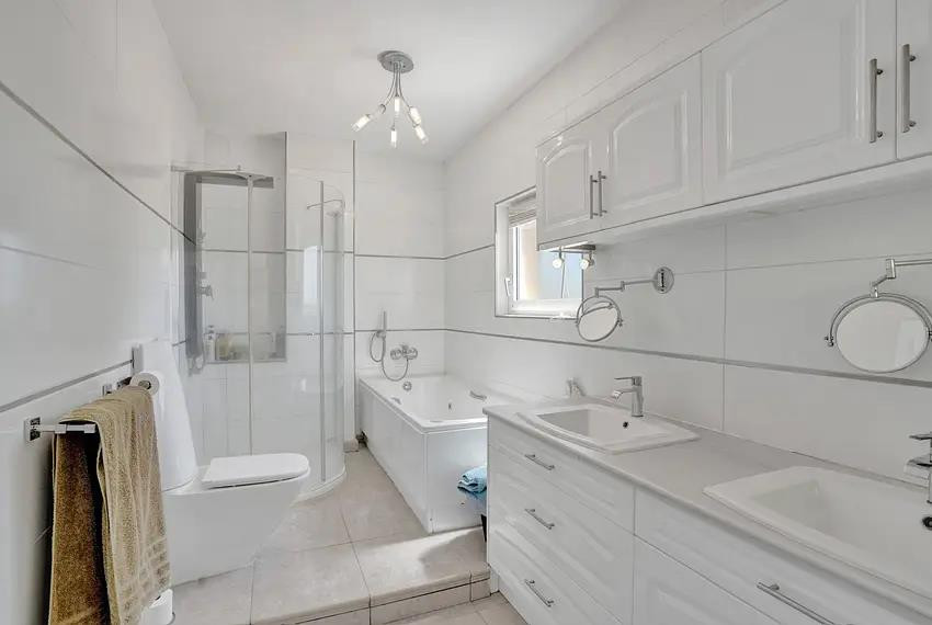 7 Bed Townhouse for sale in Moraira Costa Blanca, Alicante, Spain