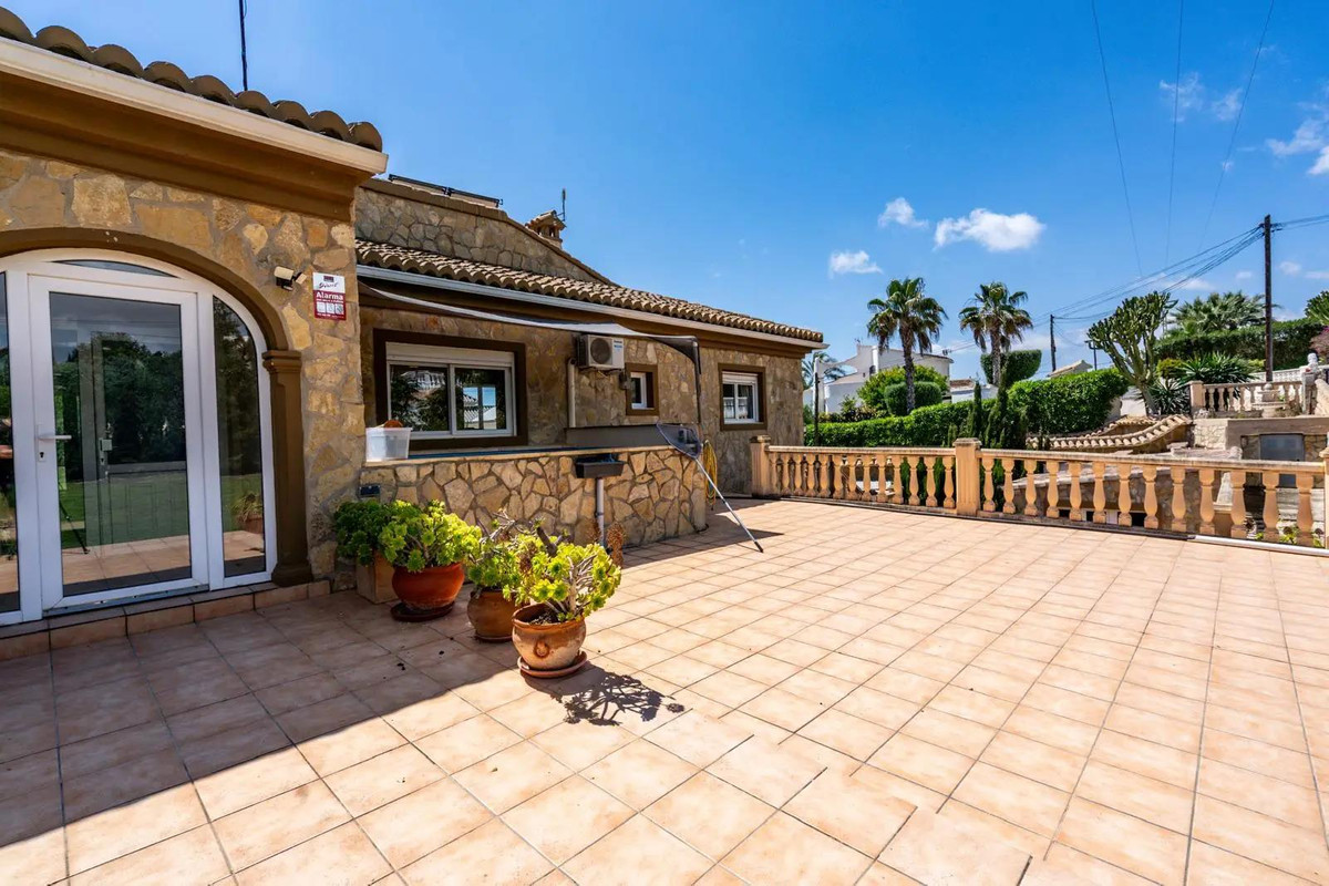 7 Bed Townhouse for sale in Moraira Costa Blanca, Alicante, Spain