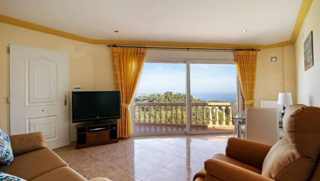 Se vende Villa - Chalet de 4 dormitorios en Costa Blanca, Alicante, España