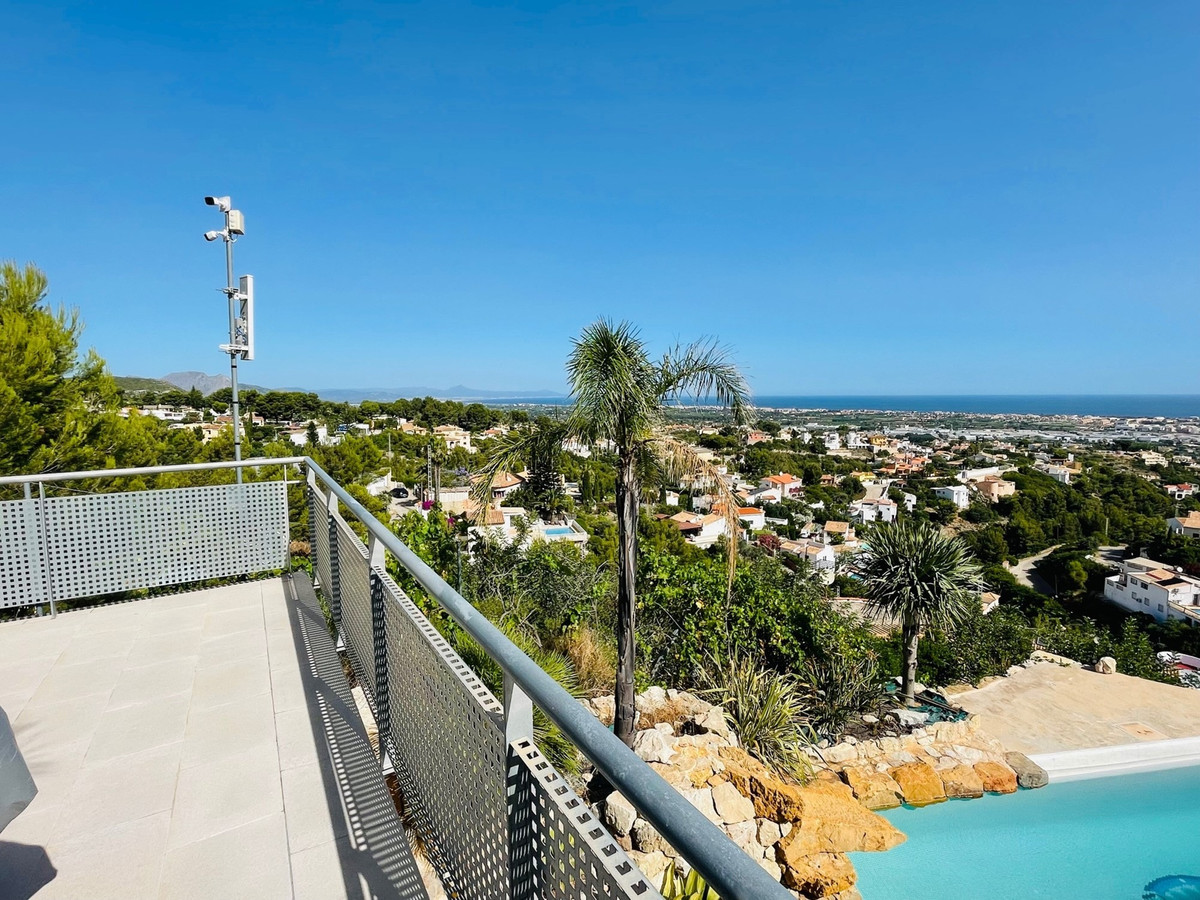 Se vende Villa - Chalet de 5 dormitorios en Costa Blanca, Alicante, España