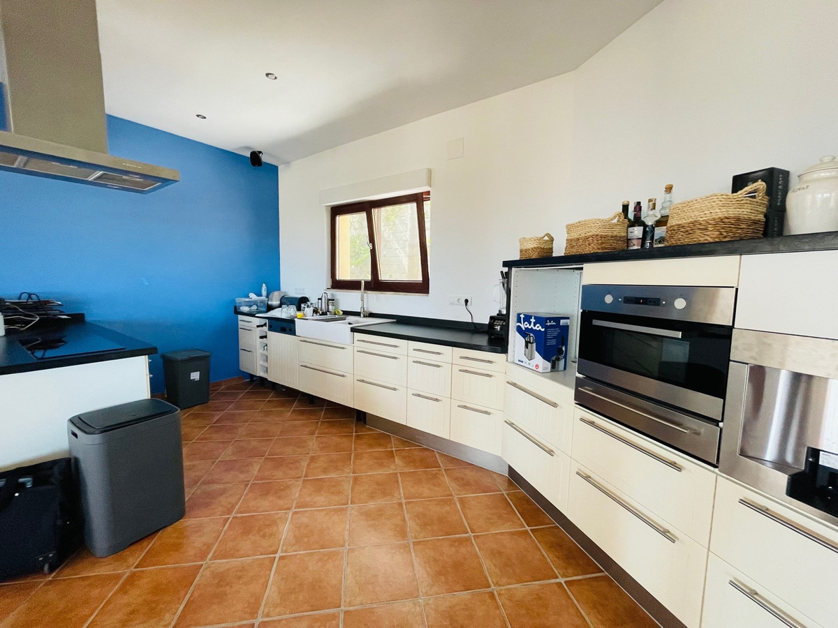 Se vende Villa - Chalet de 5 dormitorios en Costa Blanca, Alicante, España