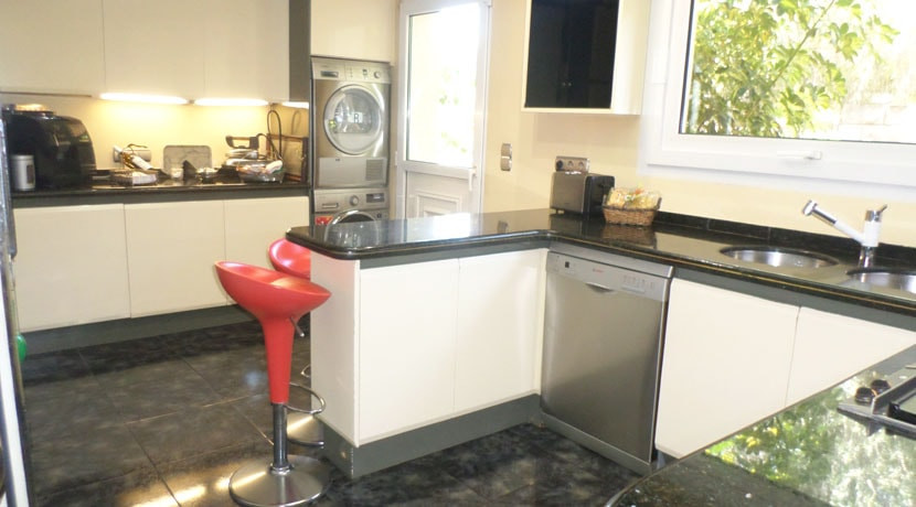 Se vende Villa - Chalet de 4 dormitorios en Costa Blanca, Alicante, España