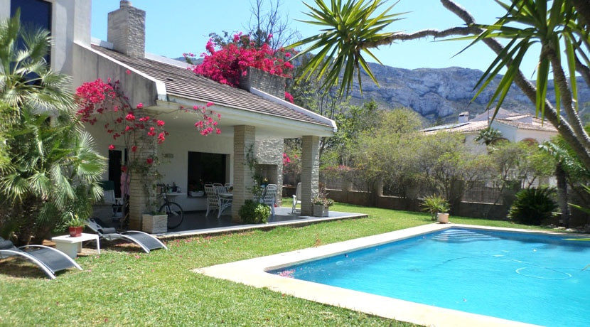 Se vende Villa - Chalet de 4 dormitorios en Costa Blanca, Alicante, España
