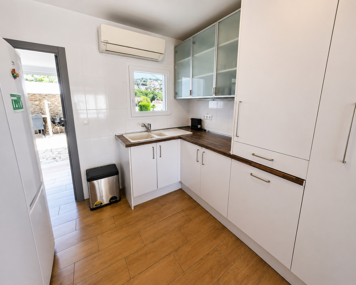 6 Bed Townhouse for sale in Benissa Costa Blanca, Alicante, Spain