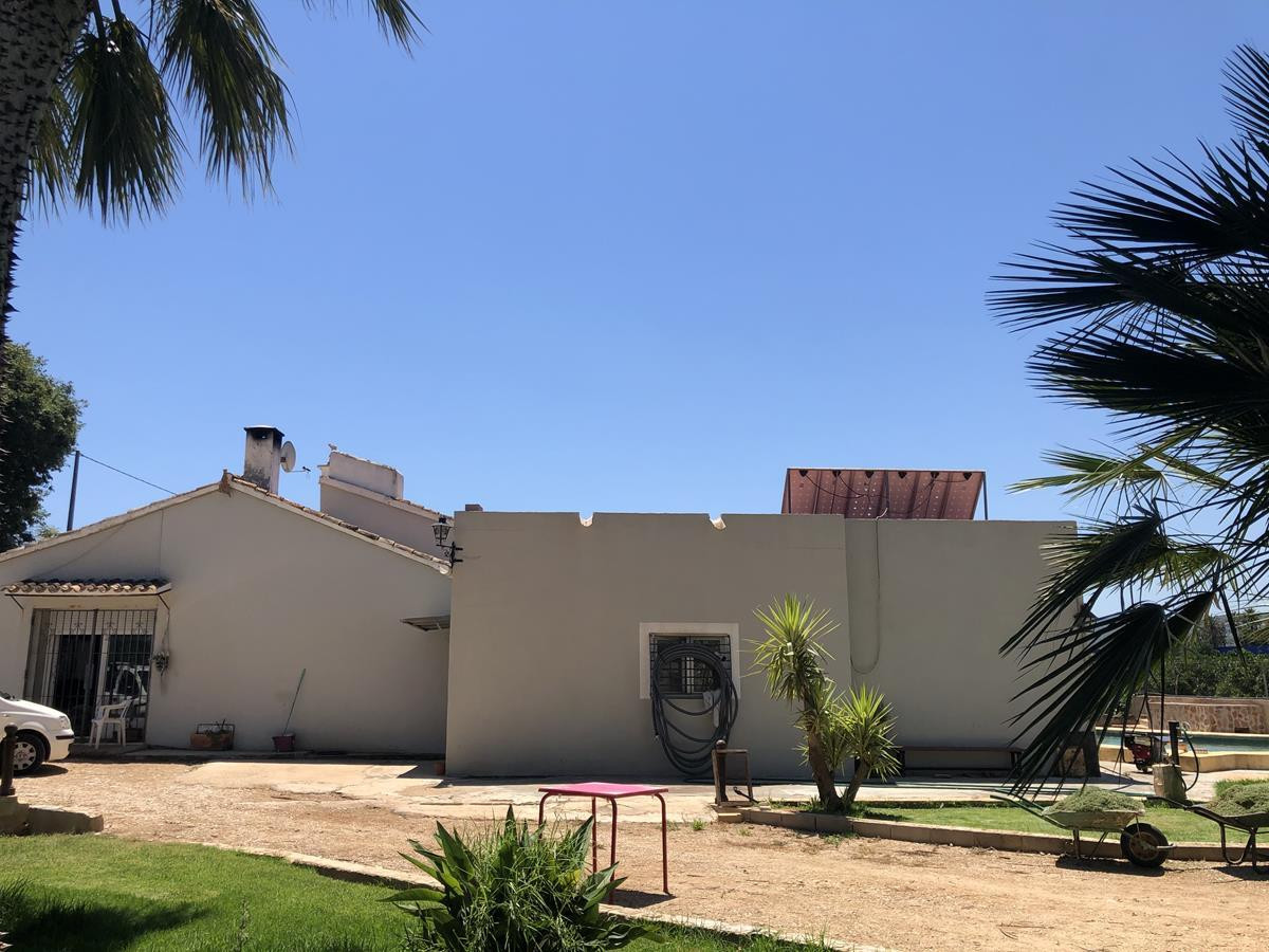 2 Bed Townhouse for sale in Ondara Costa Blanca, Alicante, Spain