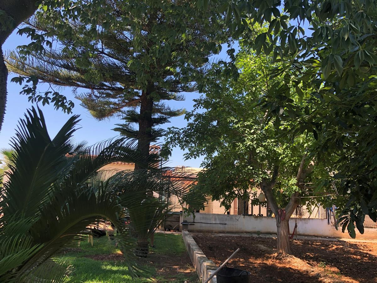 2 Bed Townhouse for sale in Ondara Costa Blanca, Alicante, Spain