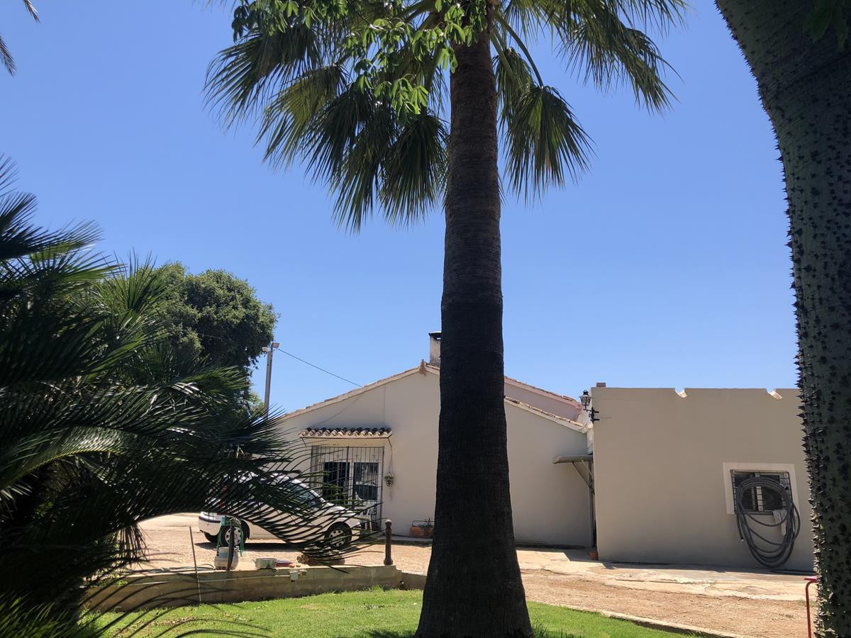 2 Bed Townhouse for sale in Ondara Costa Blanca, Alicante, Spain