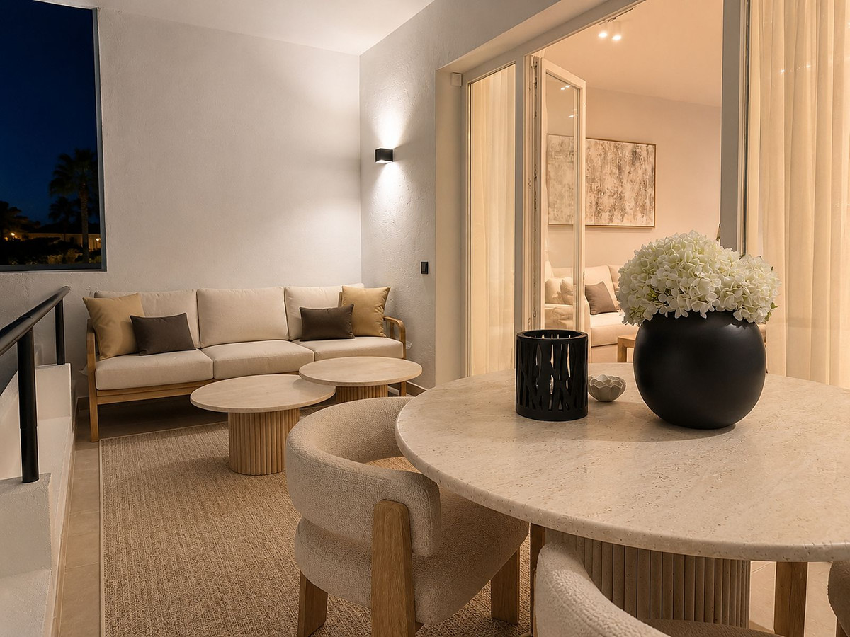 Se vende Apartamento Planta Media de 3 dormitorios en Costa Del Sol, Málaga, España