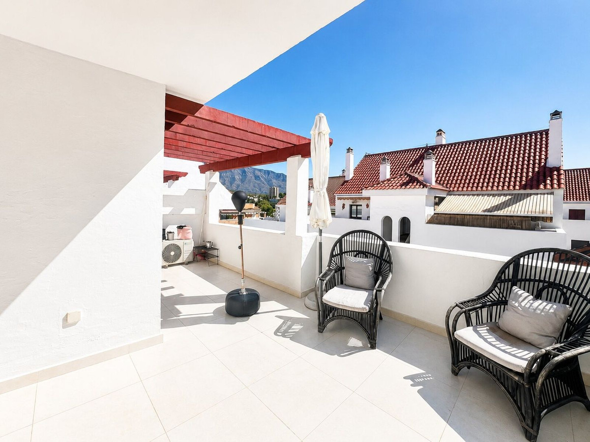 3 Bed Apartment for sale in Nueva Andalucía Costa Del Sol, Málaga, Spain