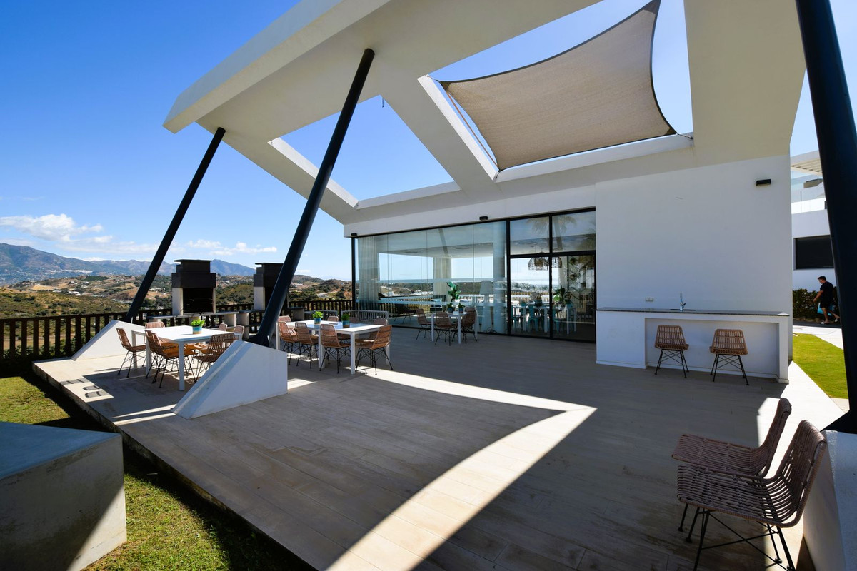 Se vende Apartamento Planta Baja de 3 dormitorios en Costa Del Sol, Málaga, España