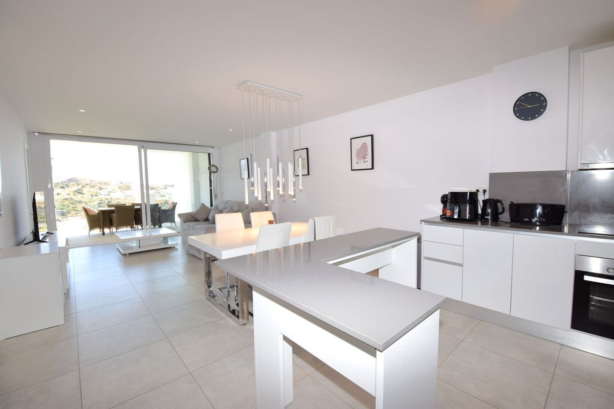 Se vende Apartamento Planta Baja de 3 dormitorios en Costa Del Sol, Málaga, España