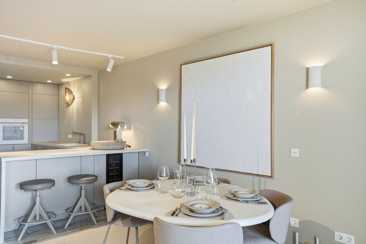 3 Bed Apartment for sale in Calahonda Costa Del Sol, Málaga, Spain