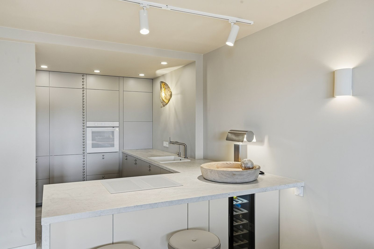 3 Bed Apartment for sale in Calahonda Costa Del Sol, Málaga, Spain