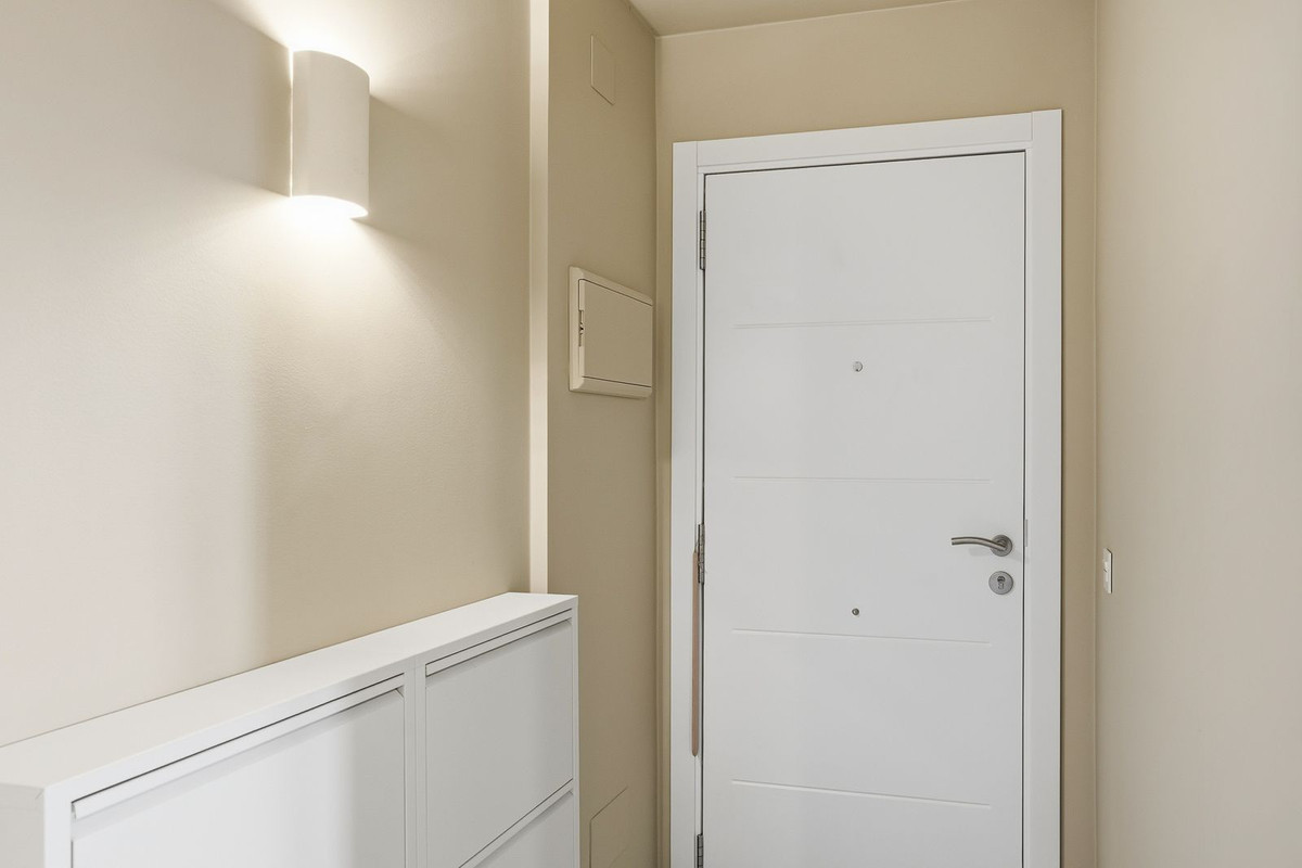 3 Bed Apartment for sale in Calahonda Costa Del Sol, Málaga, Spain