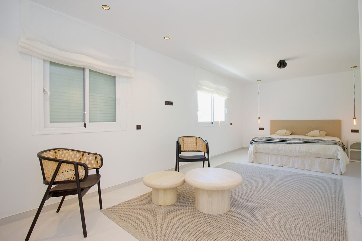 4 Bed Townhouse for sale in La Mairena Costa Del Sol, Málaga, Spain