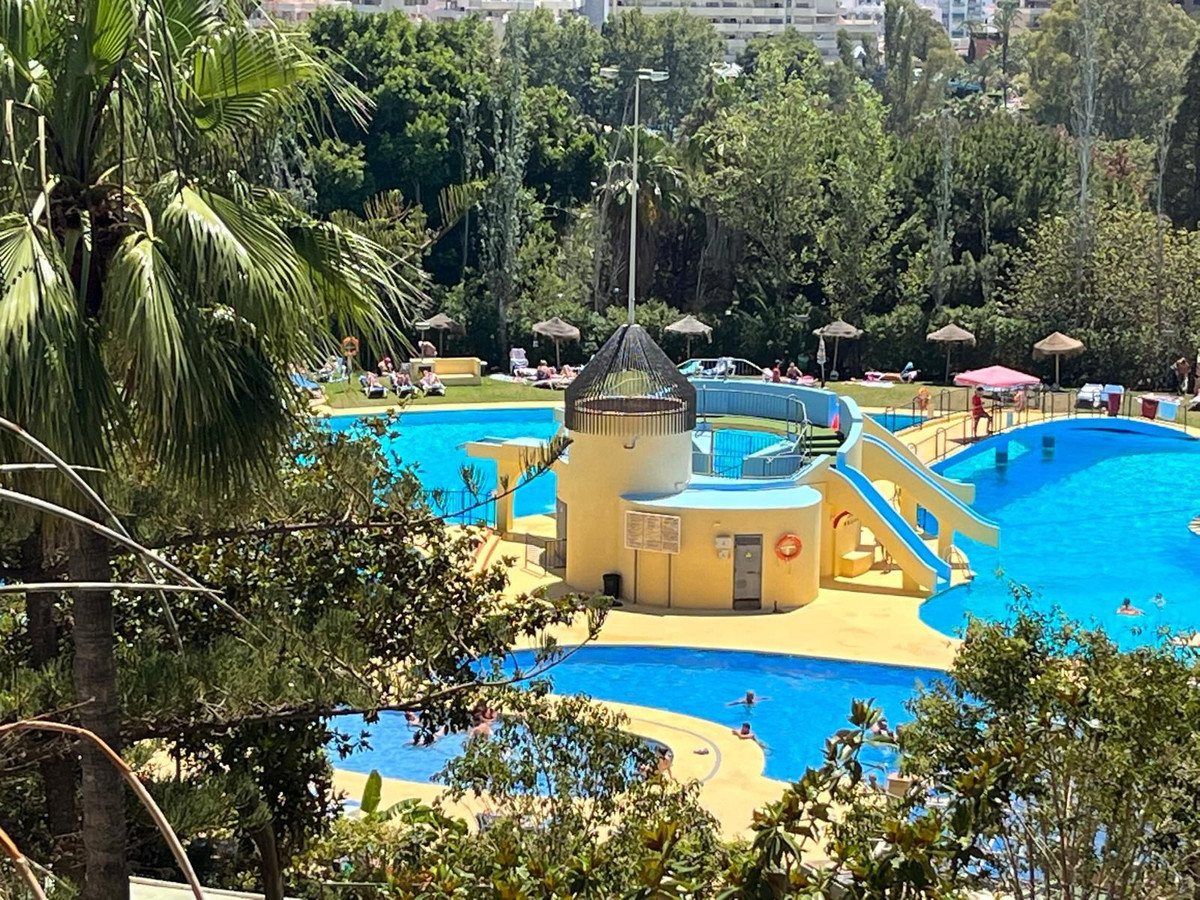 1 Bed Apartment for sale in Benalmadena Costa Costa Del Sol, Málaga, Spain