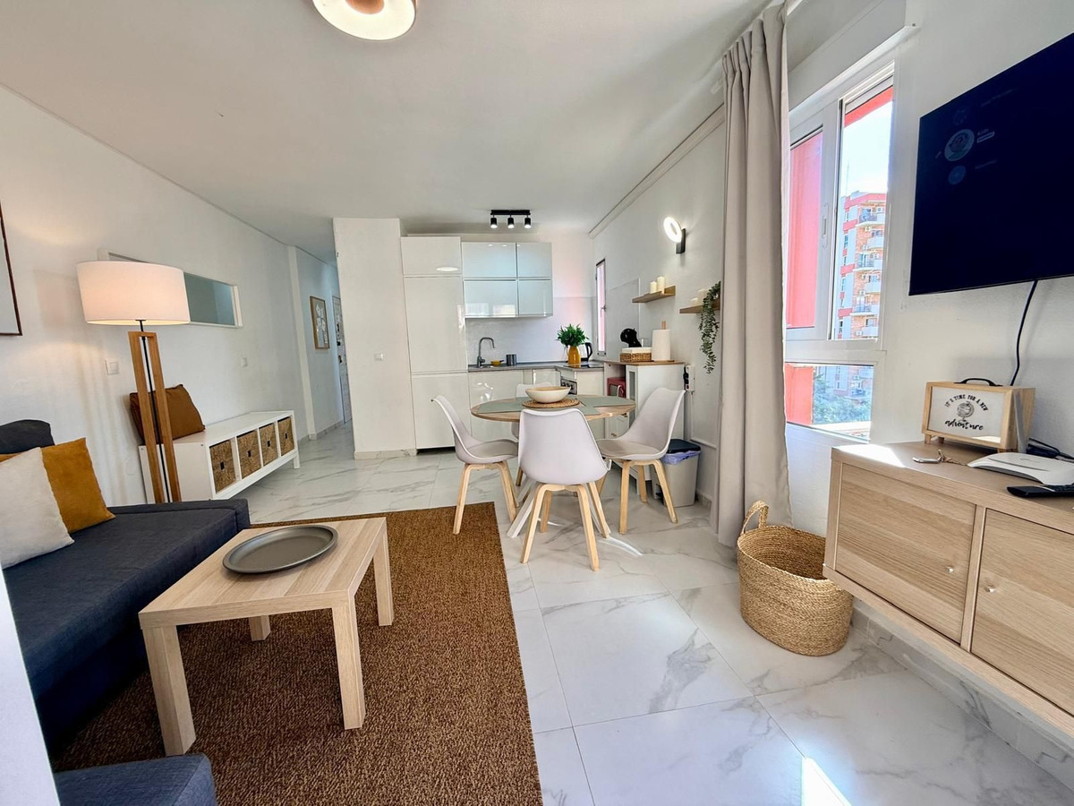 1 Bed Apartment for sale in Benalmadena Costa Costa Del Sol, Málaga, Spain