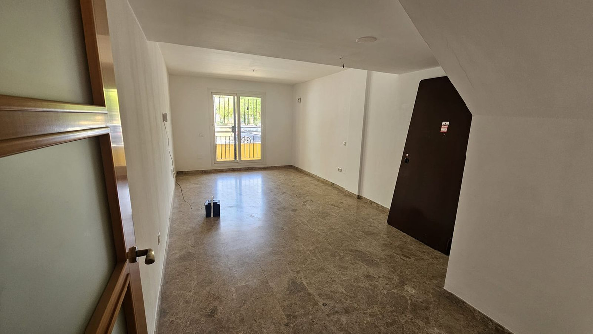 3 Bed Apartment for sale in Torremolinos Costa Del Sol, Málaga, Spain