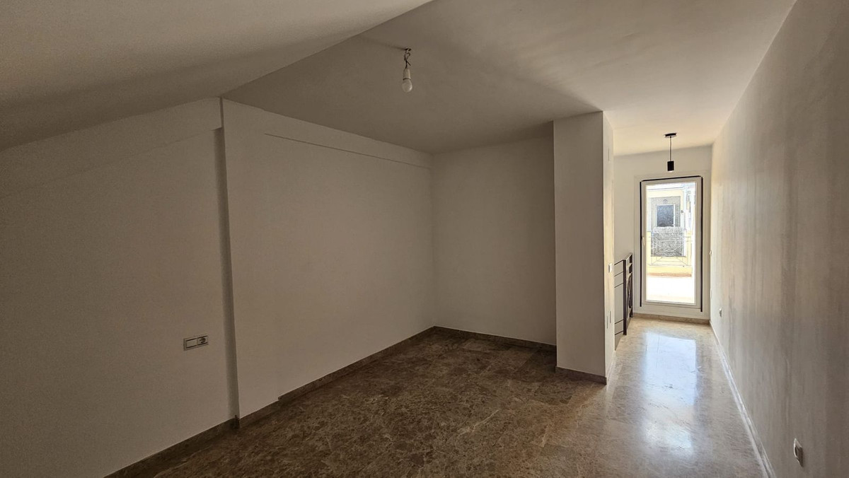 3 Bed Apartment for sale in Torremolinos Costa Del Sol, Málaga, Spain