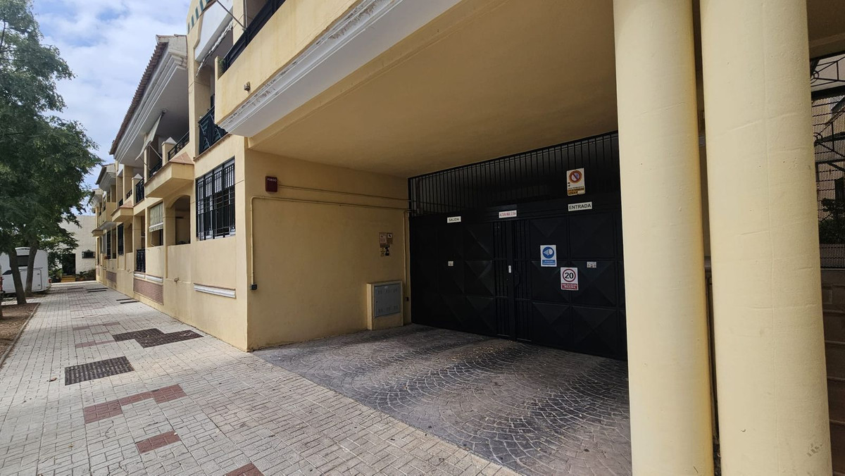 3 Bed Apartment for sale in Torremolinos Costa Del Sol, Málaga, Spain