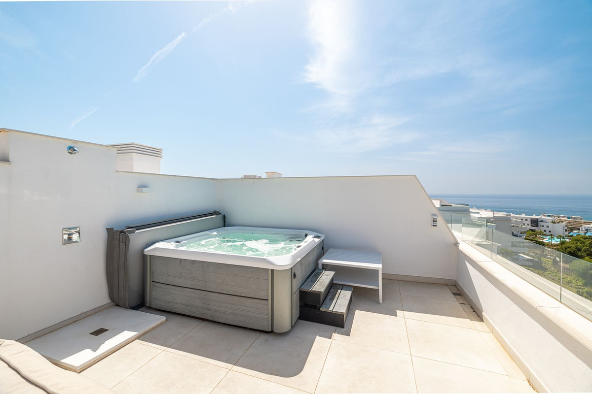 Se vende Ático de 2 dormitorios en Costa Del Sol, Málaga, España