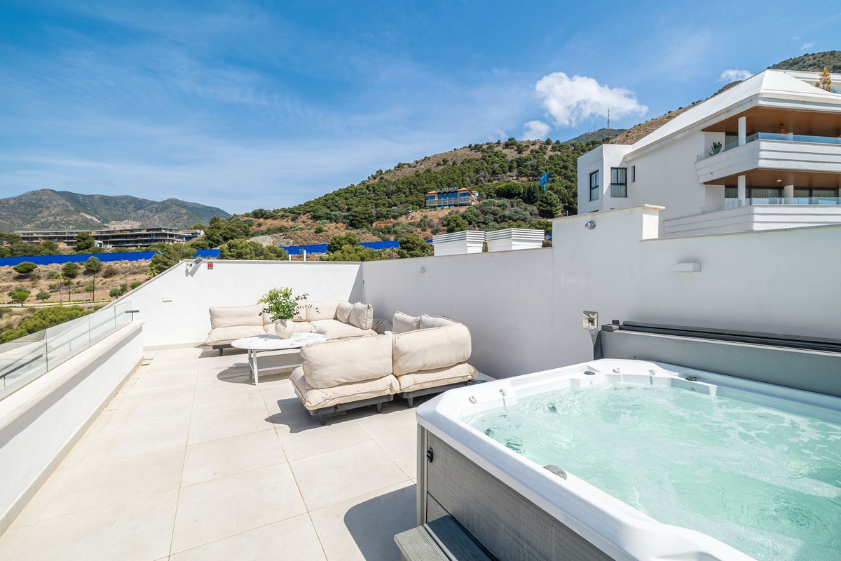Se vende Ático de 2 dormitorios en Costa Del Sol, Málaga, España