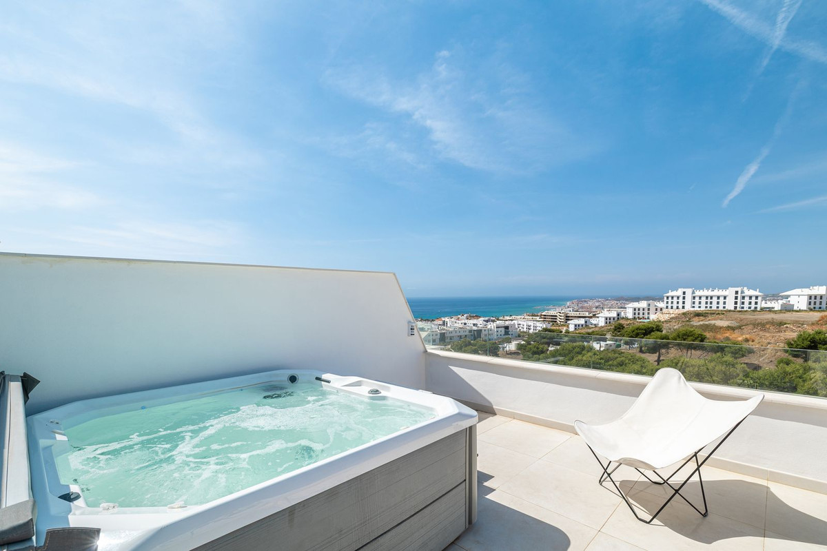 Se vende Ático de 2 dormitorios en Costa Del Sol, Málaga, España